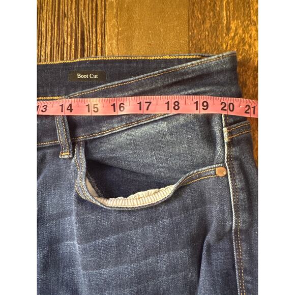 Judy Blue Boot Cut Raw Hem Jeans - Picture 10 of 10